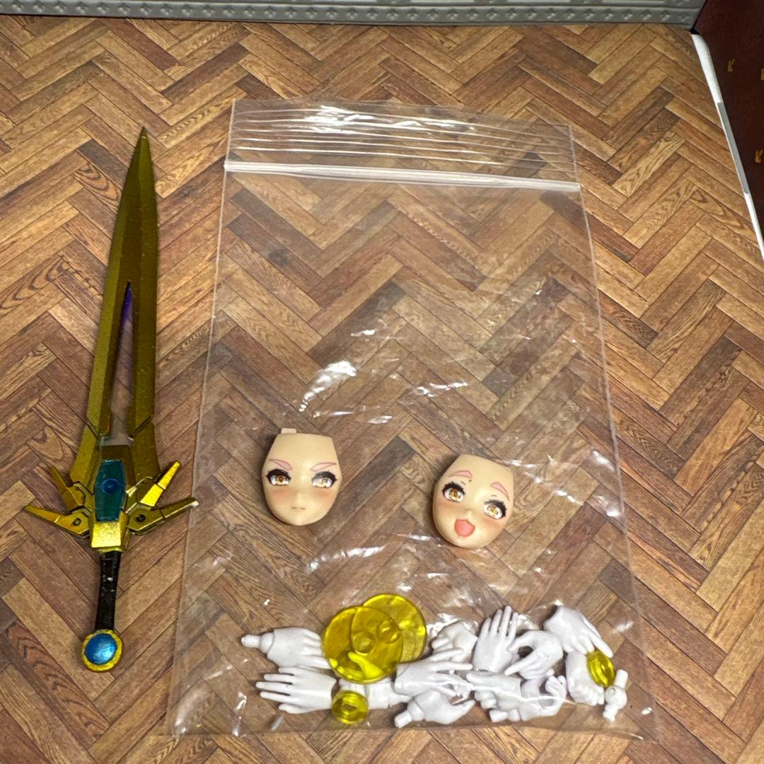 メガミデバイス　アマテラスレガリア塗装完成品