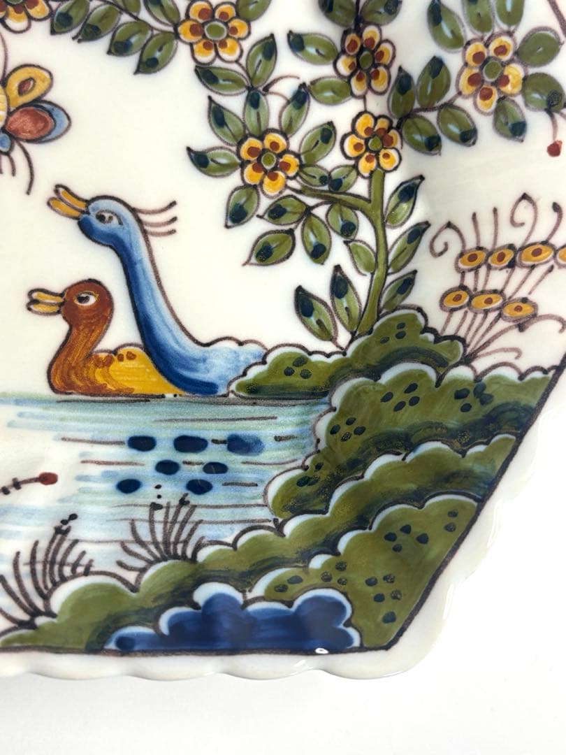 オランダ　マッカム焼き　MAKKUM 2羽の鳥　蝶　花　雲　壁掛け　壁飾り