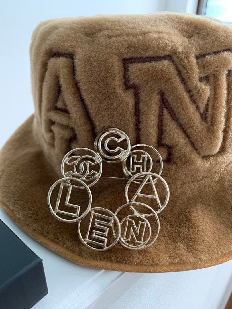 訳あり！CHANELブローチ！大きいブローチ！スタイリッシュ！