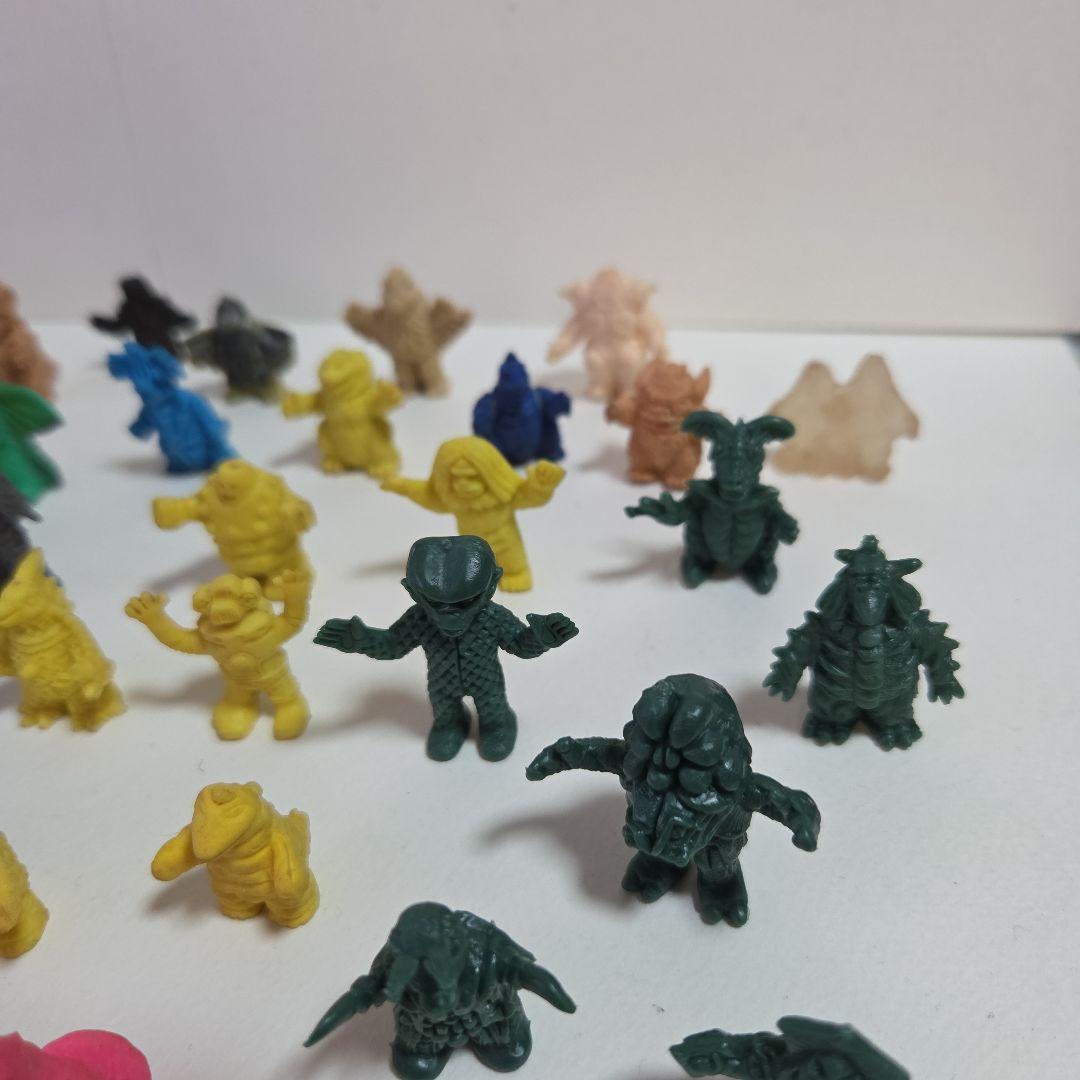 ウルトラマン消しゴム　怪獣消しゴム　74点セット