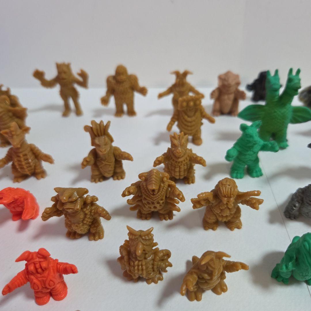 ウルトラマン消しゴム　怪獣消しゴム　74点セット