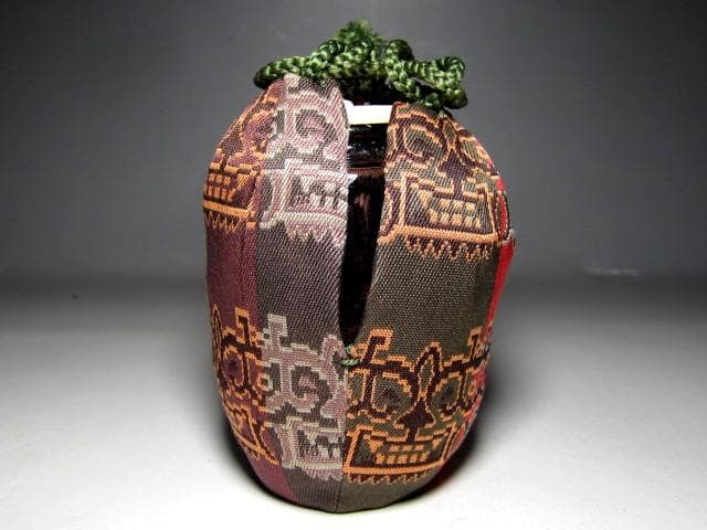 桶谷定一 肩衝茶入 「瑞雲」 牙蓋 裏千家十五代 鵬雲斎花押 e141