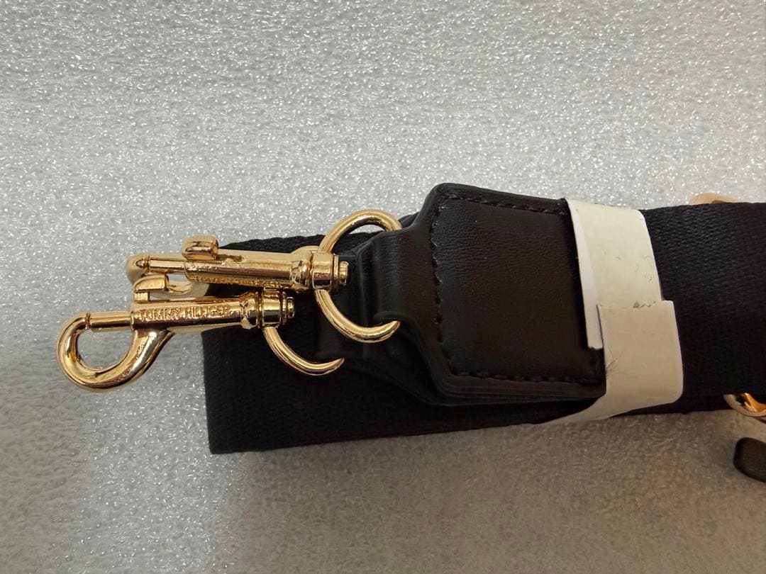 新品未使用品　トミー・ヒルフィガー 黒 レディース　ハンドバッグ