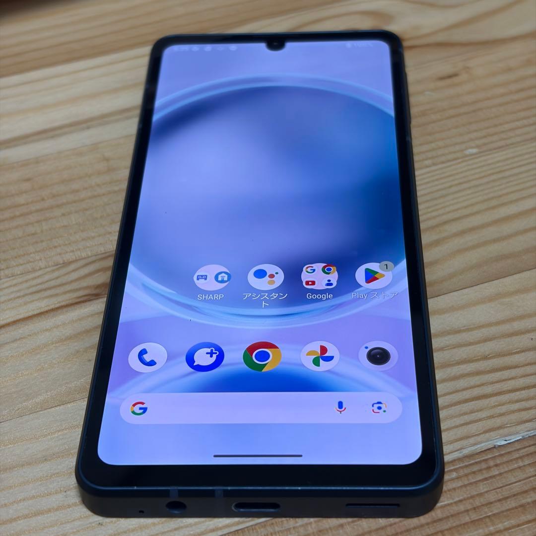 AQUOS Sense8 SIMフリー　外装美品　18700