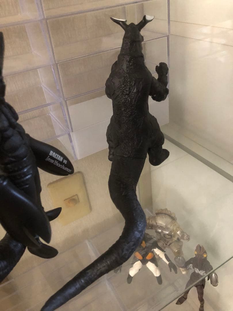 less than human ウルトラマン ソフビ ウルトラ怪獣