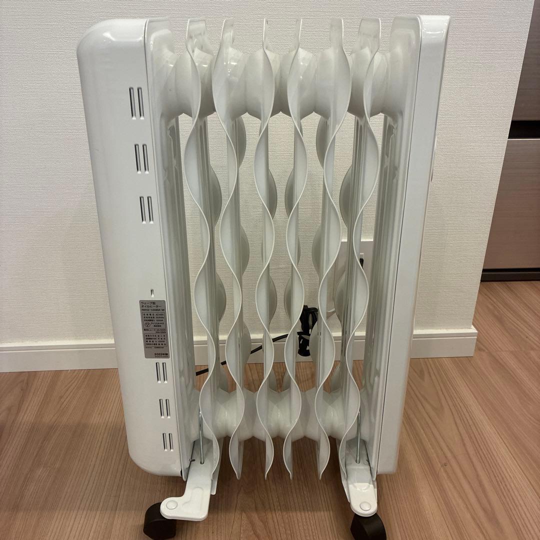 【美品】アイリスオーヤマ オイルヒーター IWH2-1208M-W 23年購入