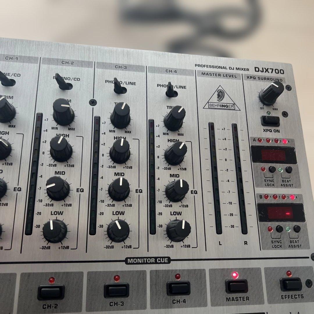 【極美品】BEHRINGER DJX700 DJミキサー ベリンガー 5ch