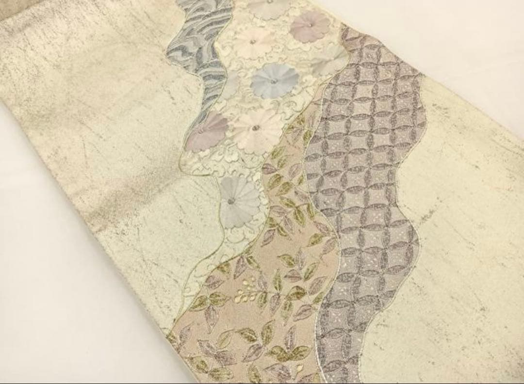 振袖 フルセット５点特価　サイズM正絹　 扇子花文　刺繍西陣袋帯