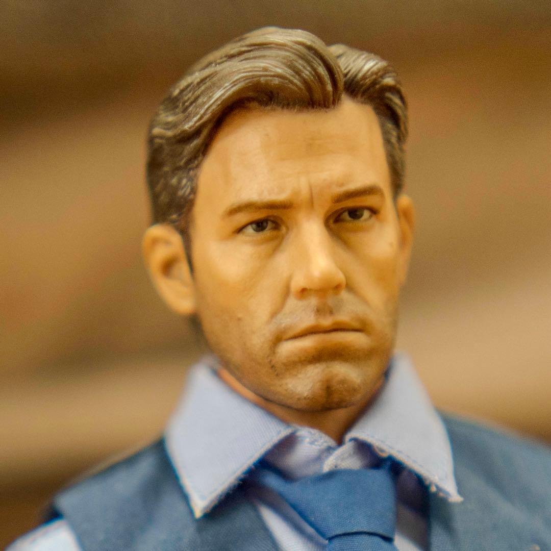 ブルース・ウェイン バットマンvsスーパーマン 1/6 BvS ホットトイズ系