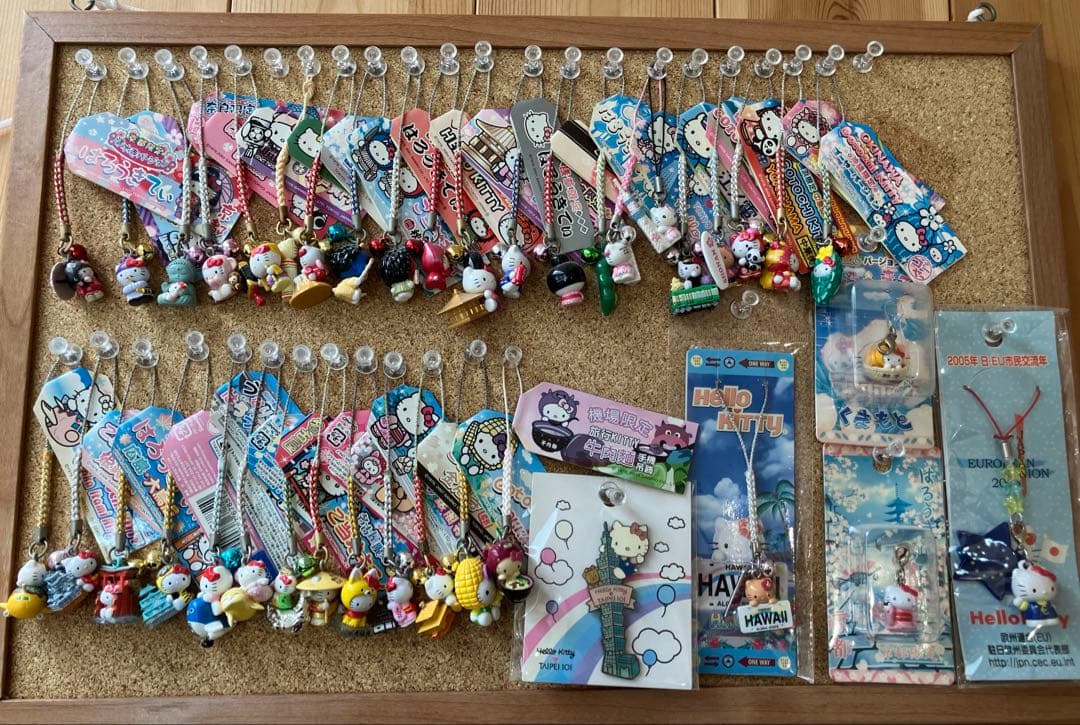 レア　ご当地キティストラップ　根付け　34個セット　未使用　ハワイ　台湾　限定