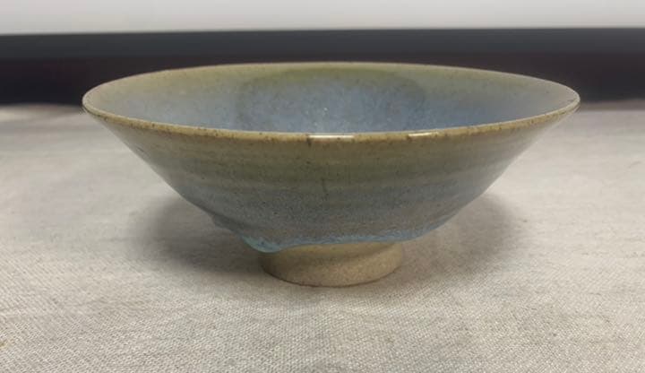 抹茶碗　平茶碗　青釉　貫入あり　茶道具