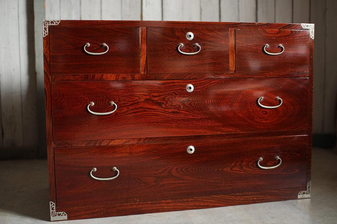 綺麗な前欅の箪笥　引き出し5杯　タンス　収納　古家具　古民家　時代家具