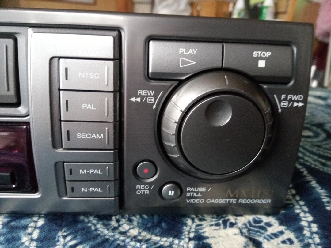 【ジャンクですが美品】ワールドワイドビデオ aiwa HV-MX100VHS