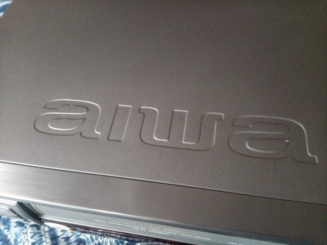 【ジャンクですが美品】ワールドワイドビデオ aiwa HV-MX100VHS