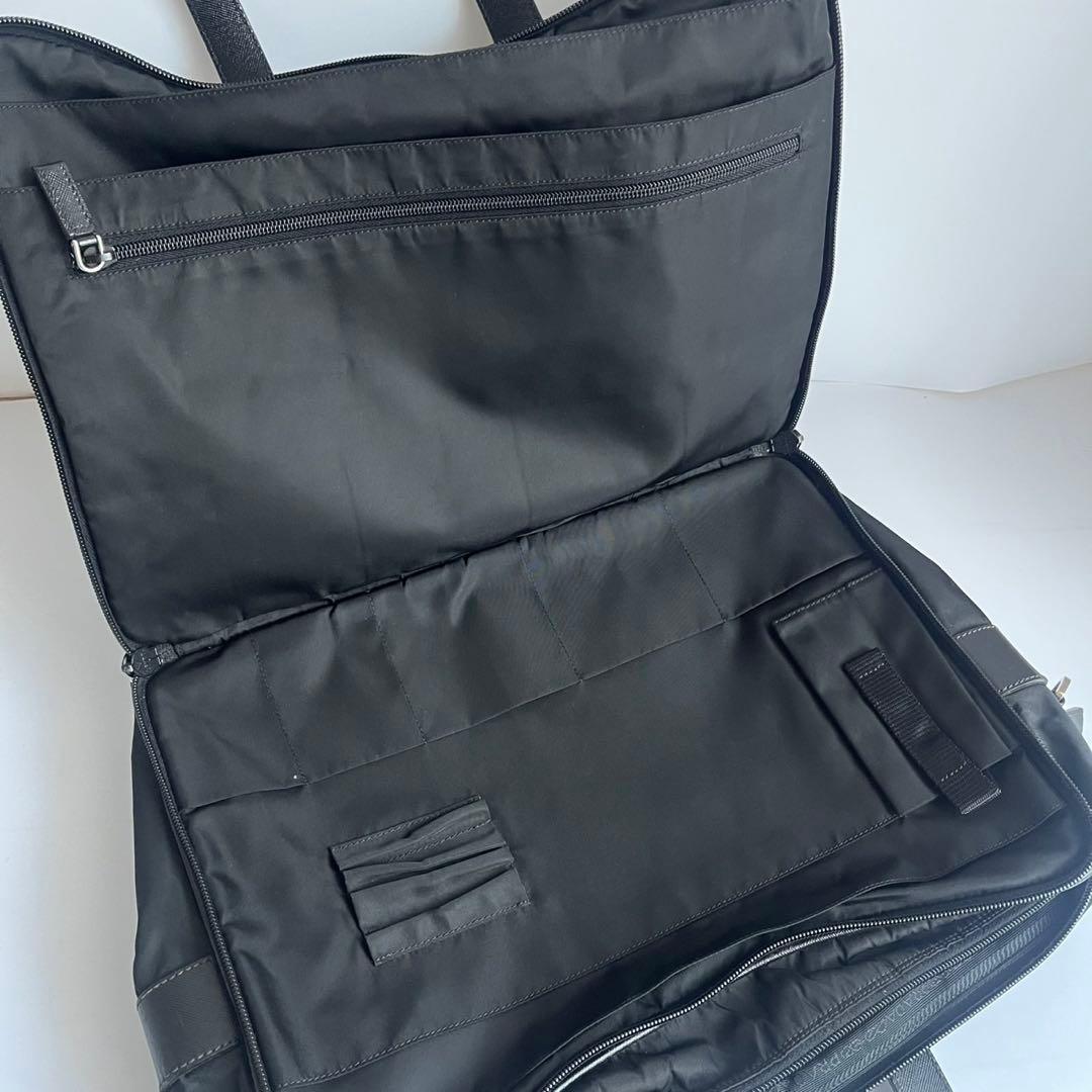 ✨️極美品✨️ PRADA ビジネスバッグ　ハンドバッグ　ナイロン　レザー　黒