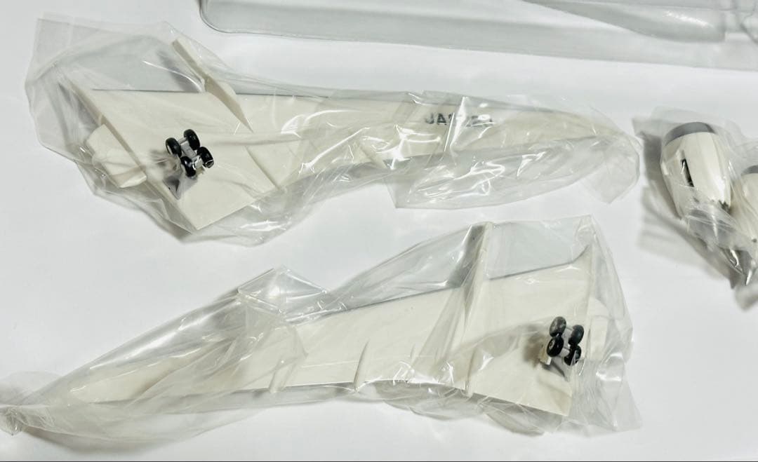 JALUX 1/200 JAL B787-8 日本航空