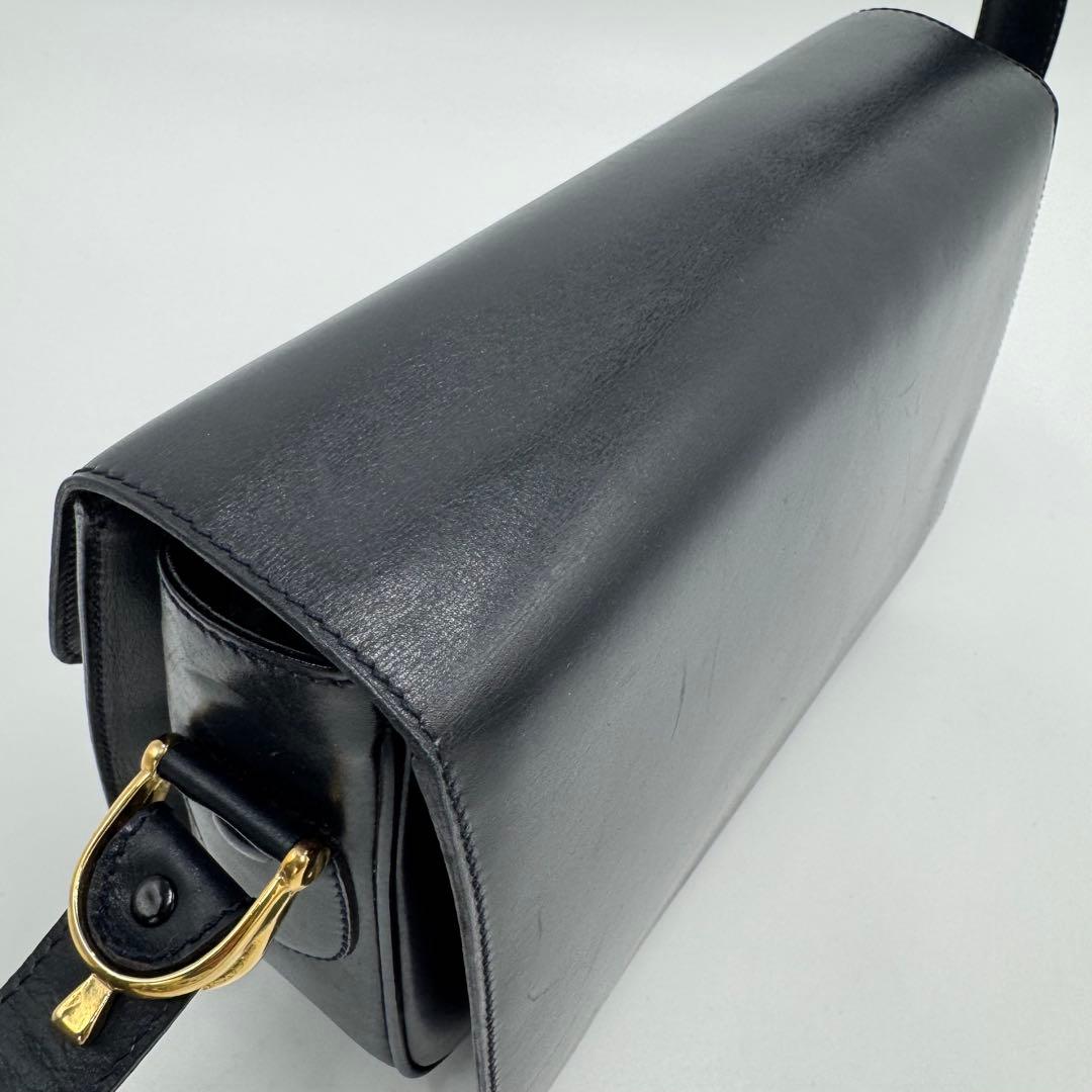 CELINE セリーヌ 馬車金具 カーフ レザー ショルダーバッグ 黒紺