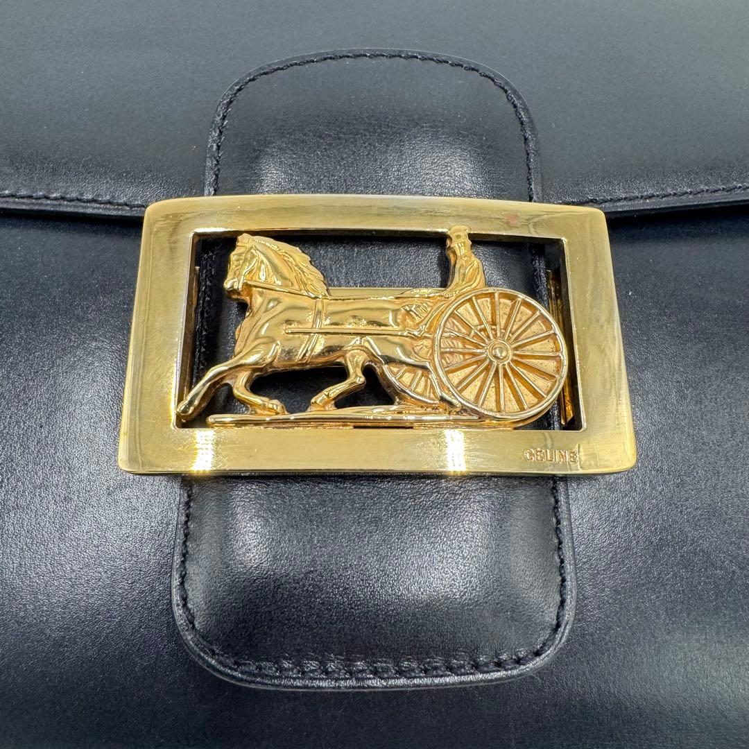 CELINE セリーヌ 馬車金具 カーフ レザー ショルダーバッグ 黒紺