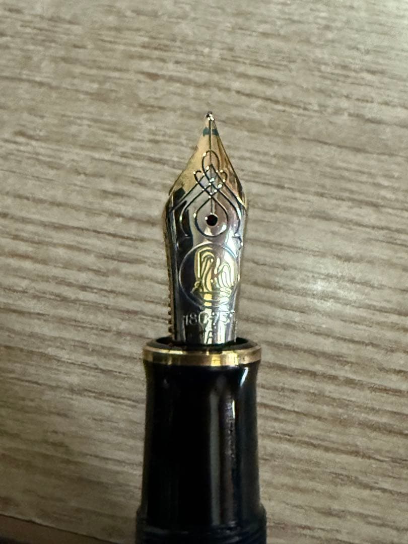 ペリカン　スーべレーン　M800 F ブルー縞