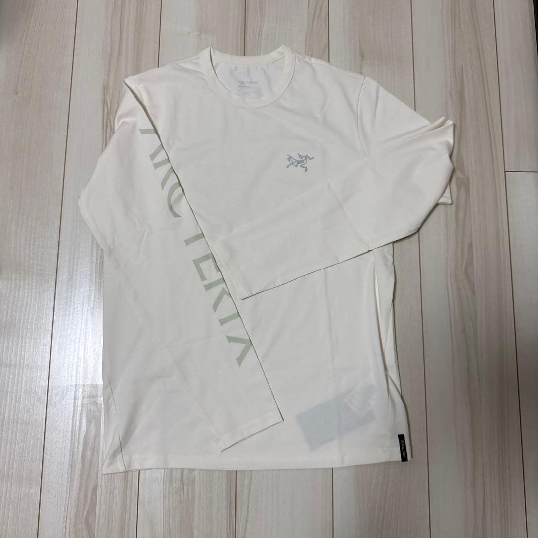 【新品・未使用】ARC’TERYX キャプティブ アークワードLS Ｓ