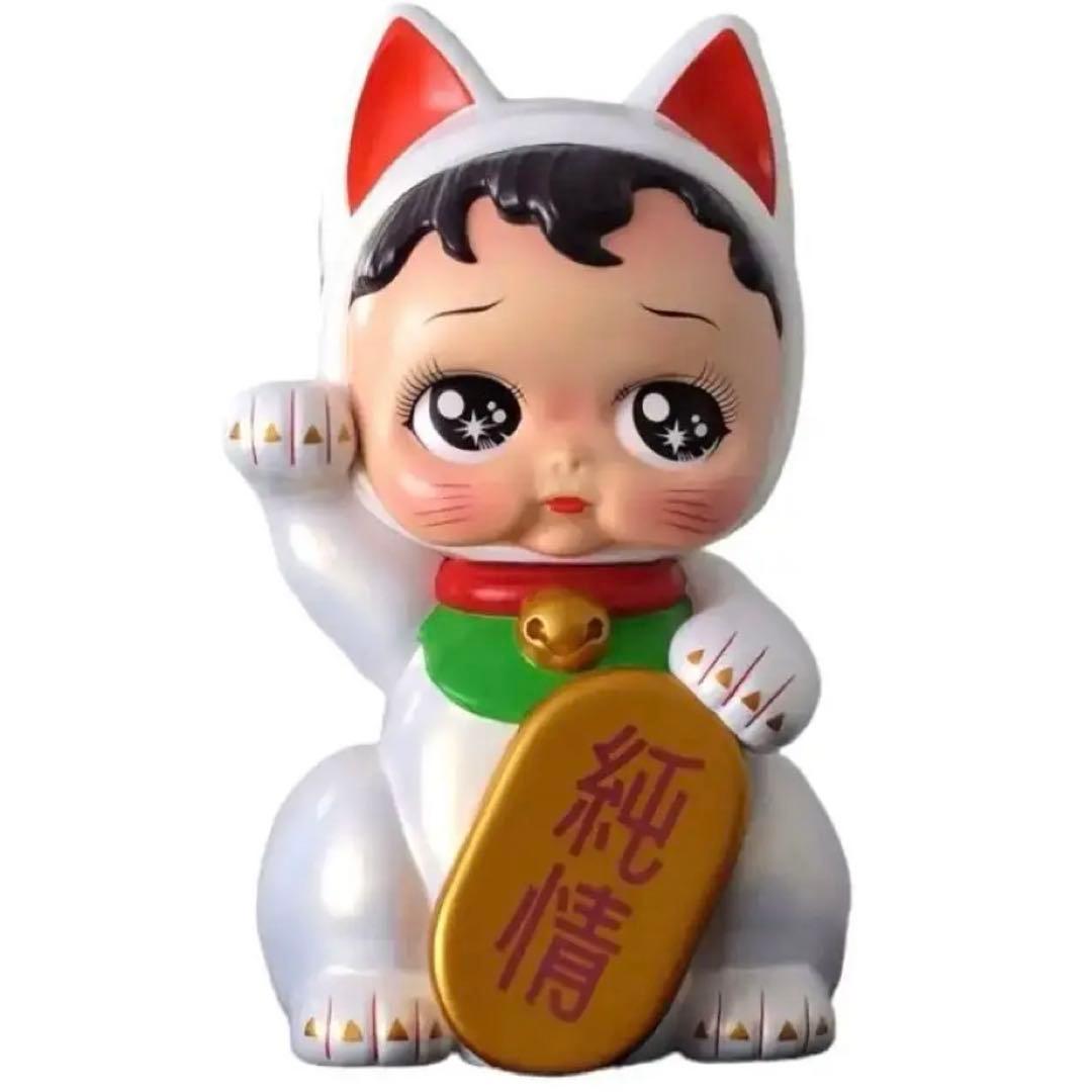 純情・招き猫　真珠光沢エディション　ラッキーキャット　　フィギュア　おもちゃ
