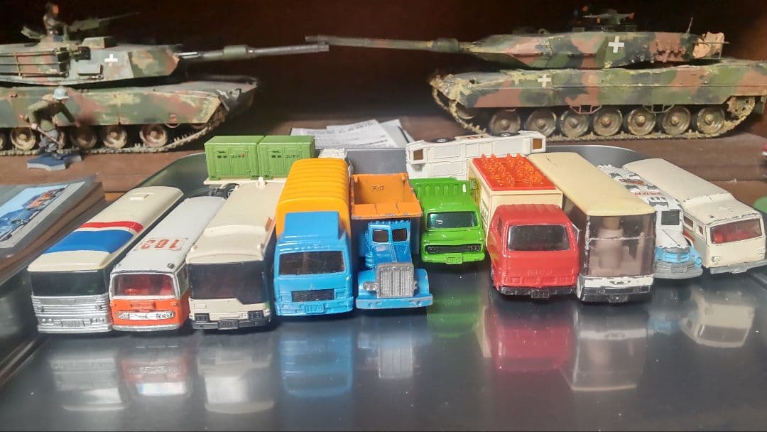 クインビー様、専用商品です。宜しくお願いします。トミカとスカイライン