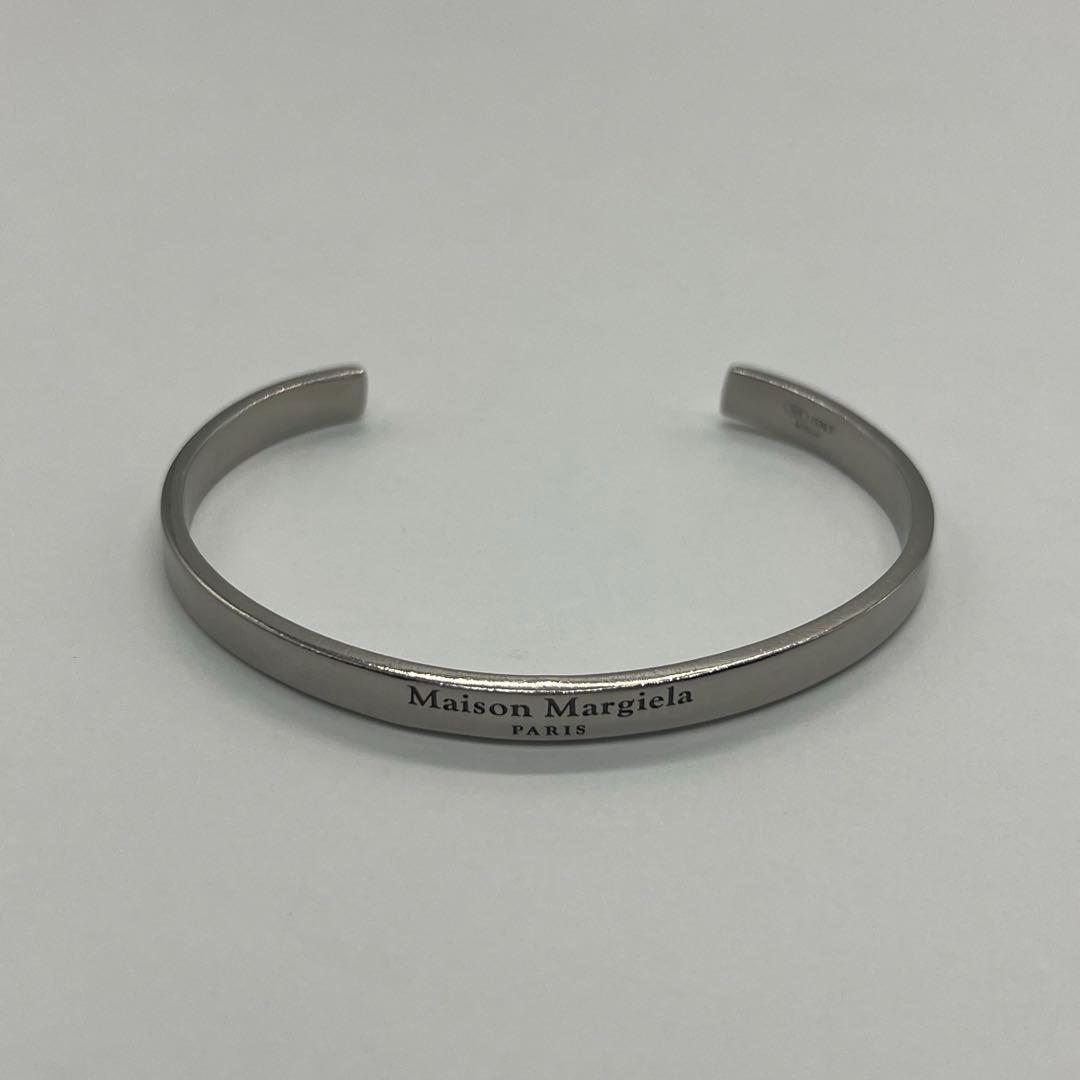 メゾン マルジェラ MAISON MARGIELA ロゴ カフ バングル SV