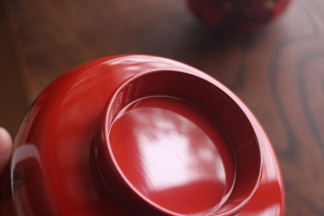 デッドストック！上質朱漆に風情ある椿蒔絵の映える煮物椀2点（検輪島塗懐石椀雑煮椀