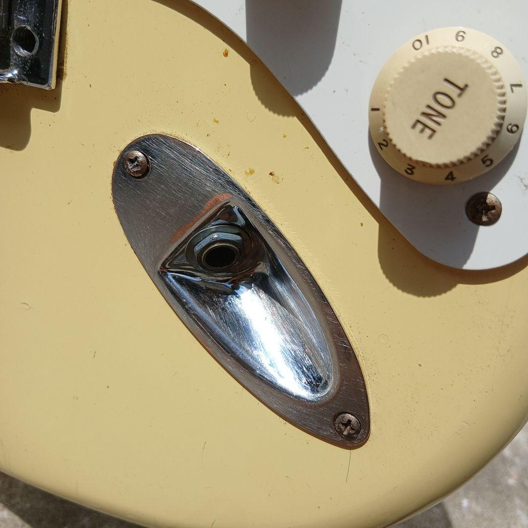 ジャパンビンテージ　AriaPro2　Strikin'Sound　ストラトタイプ