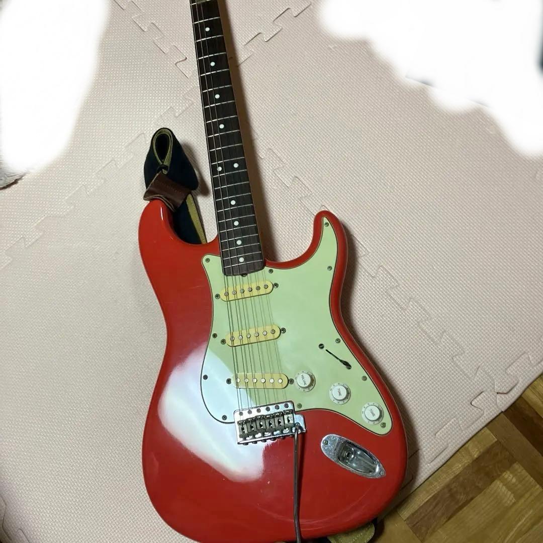Bacchus エレキギター ストラトキャスタータイプ レッド
