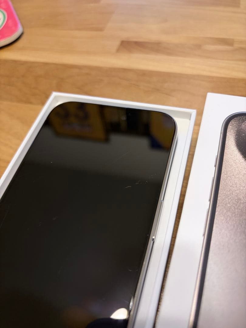 iPhone 15 Pro 128gb ナチュラルチタン　simフリー