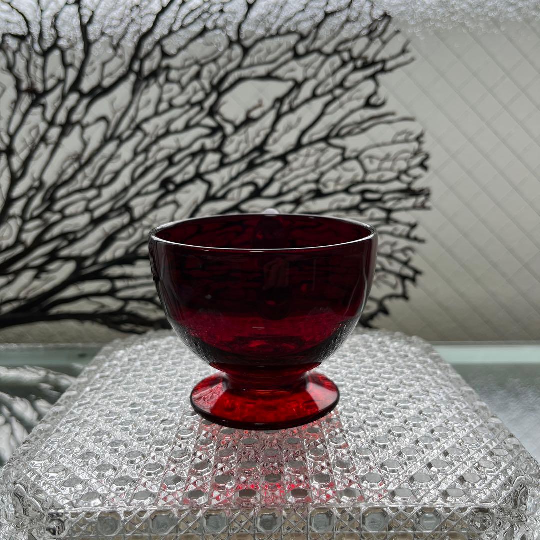 骨董　時代ガラス　希少緋色　朱赤　赤胴　取手付き　アイスクリームコップ　氷コップ