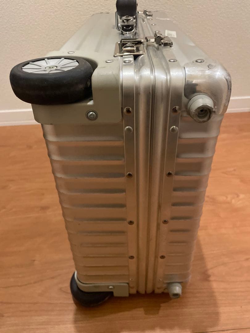 廃盤 青ロゴ RIMOWAクラシックフライト2輪 キャリーケース 32ℓ