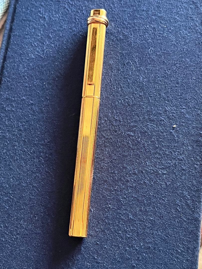珍しい　カルティエ　ボールペン