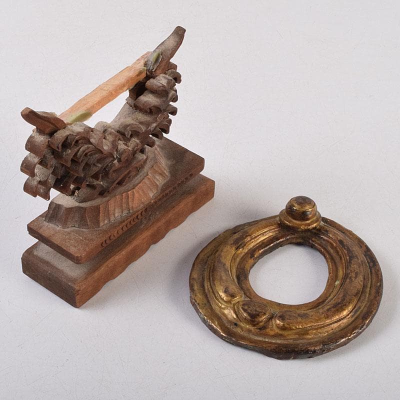 仏教美術　古銅鍍金　絡子環　円環　置物　縁起物　唐木台座付　C　R9219