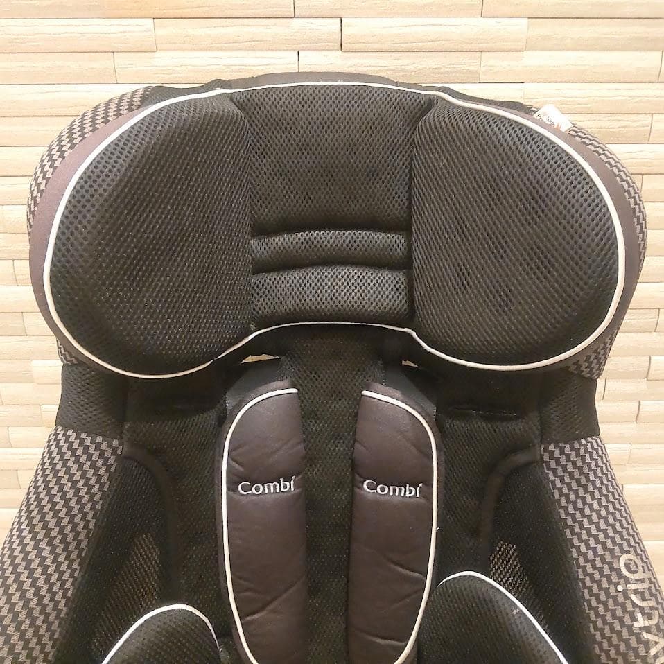 Combi コンビ ジョイトリップ エッグショックGC ジュニアシート