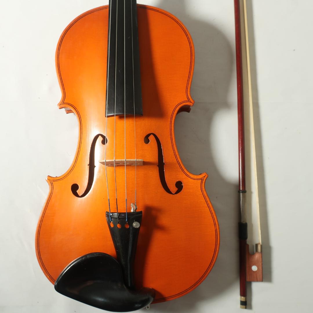 美品 Beyond VS-X 4/4 バイオリン 弓 ケース付