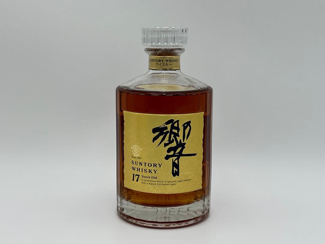 サントリー ピュアモルトウイスキー 響17年 ゴールドラベル 750ml 箱入り