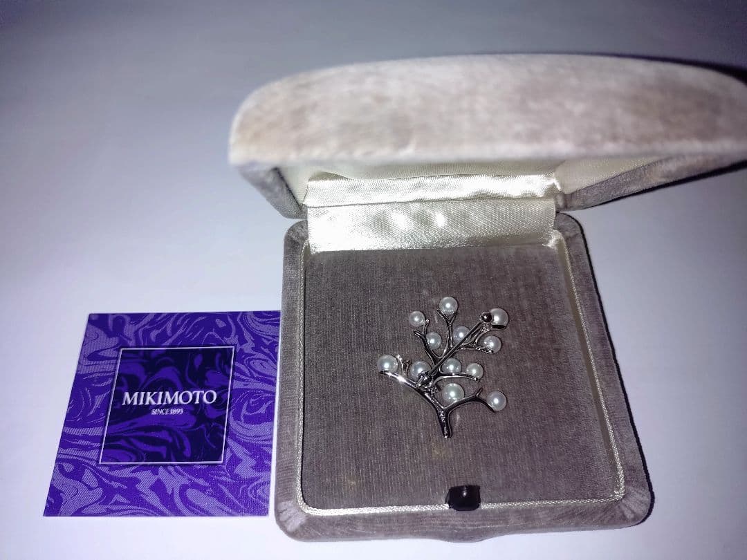 Mikimoto 真珠ブローチ 「幸福の木」