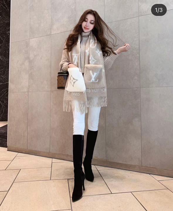 LOUISVUITTONルイヴィトンエシャルプコールドレイキャビックマフラー