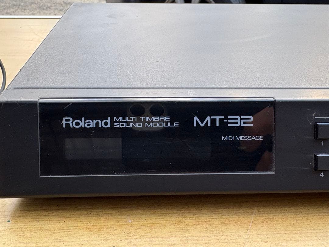 Roland MT-32 サウンドモジュール