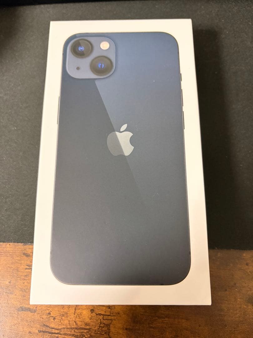 iPhone13 128GB ミッドナイト ＆ airpods 第三世代