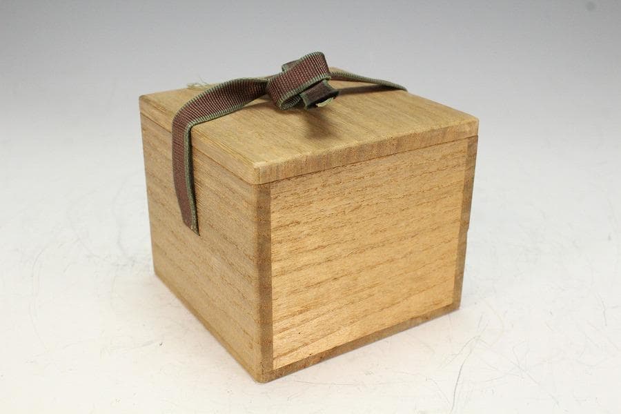 茶道具 塗師 辻 石斎作 糸目平棗 蓋内 雪蒔絵 共箱 美品(K-A642)