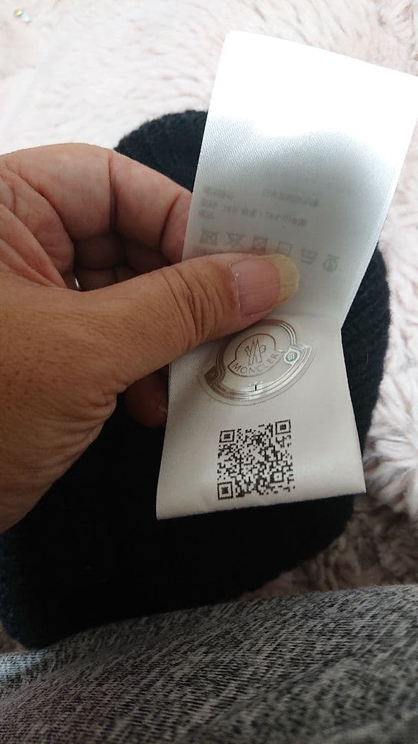 MONCLER 黒 ニット帽