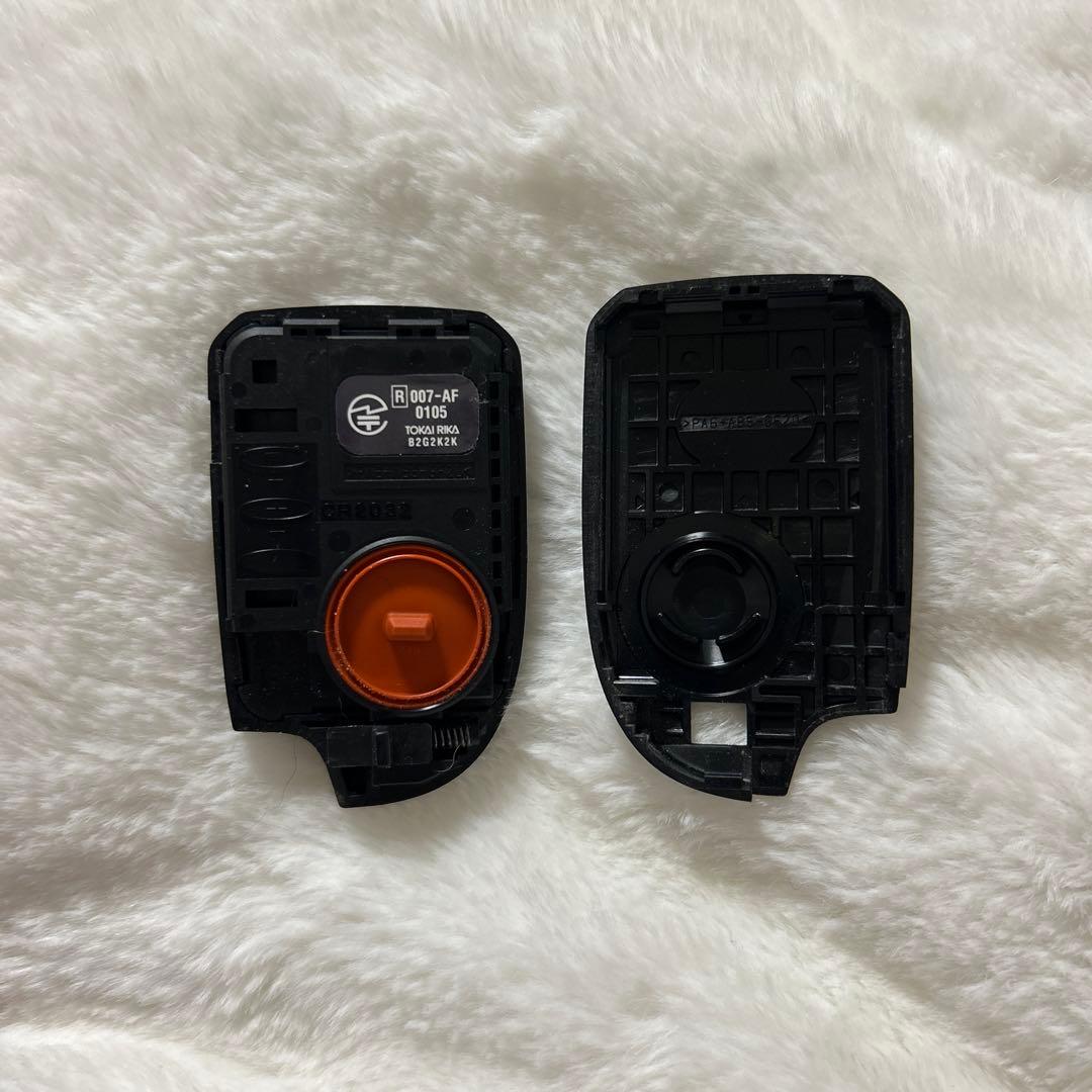 トヨタ　ハイエース　007-AF0105 スマートキー　200系　211