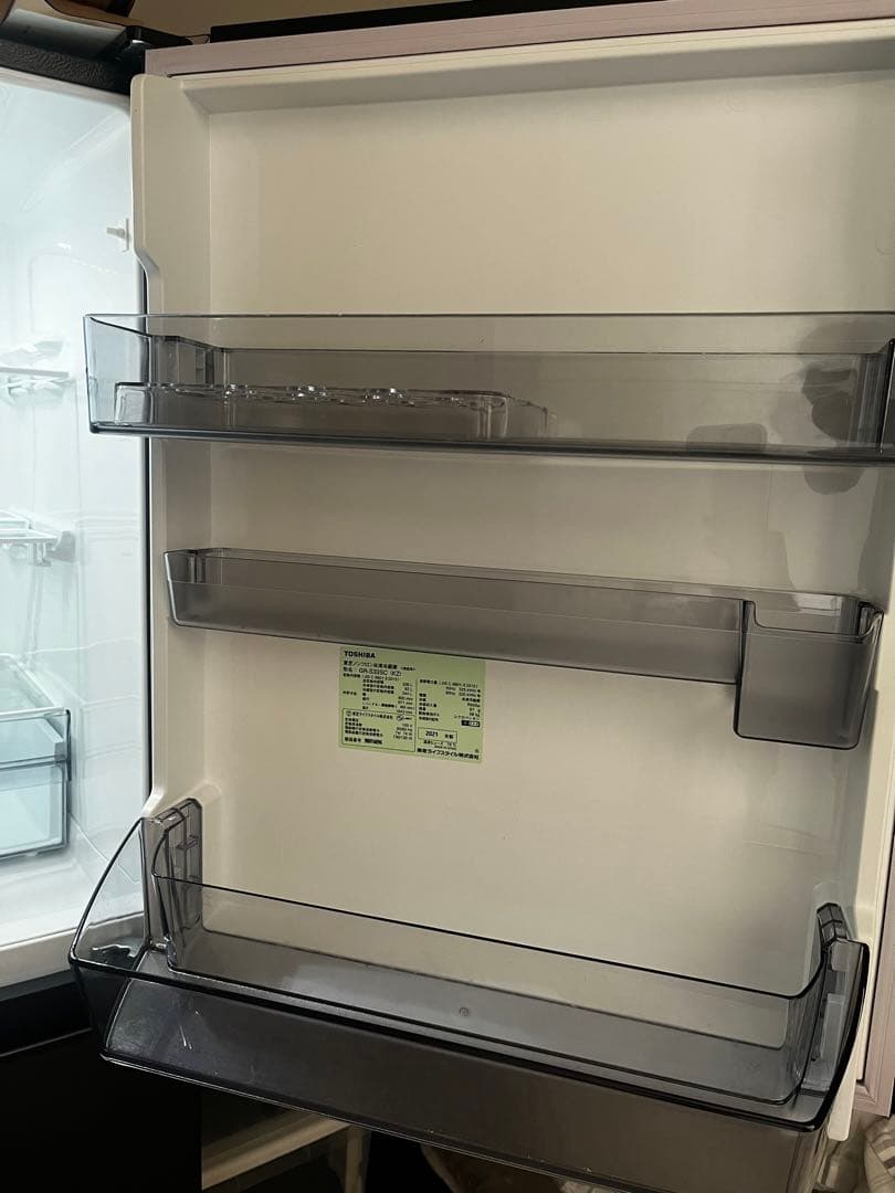 TOSHIBA 2021年製 GR-S33SC ブラック冷蔵庫　調整可能な棚付き
