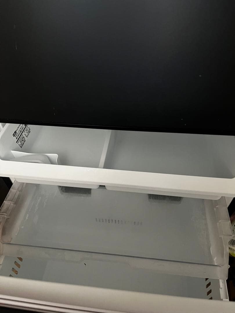 TOSHIBA 2021年製 GR-S33SC ブラック冷蔵庫　調整可能な棚付き