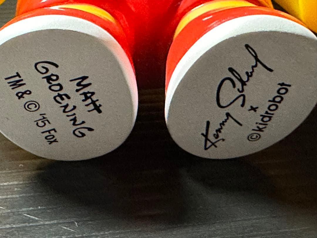 シンプソンズ　キッドロボット　 kenny scharf