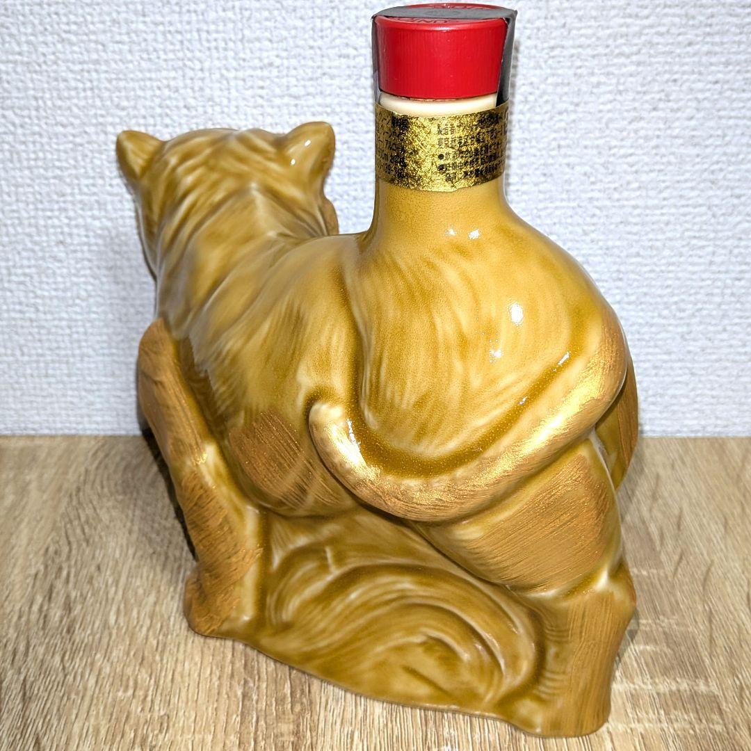 サントリーローヤル　干支　寅歳　2022年　600ml 43%　未開栓　箱有り