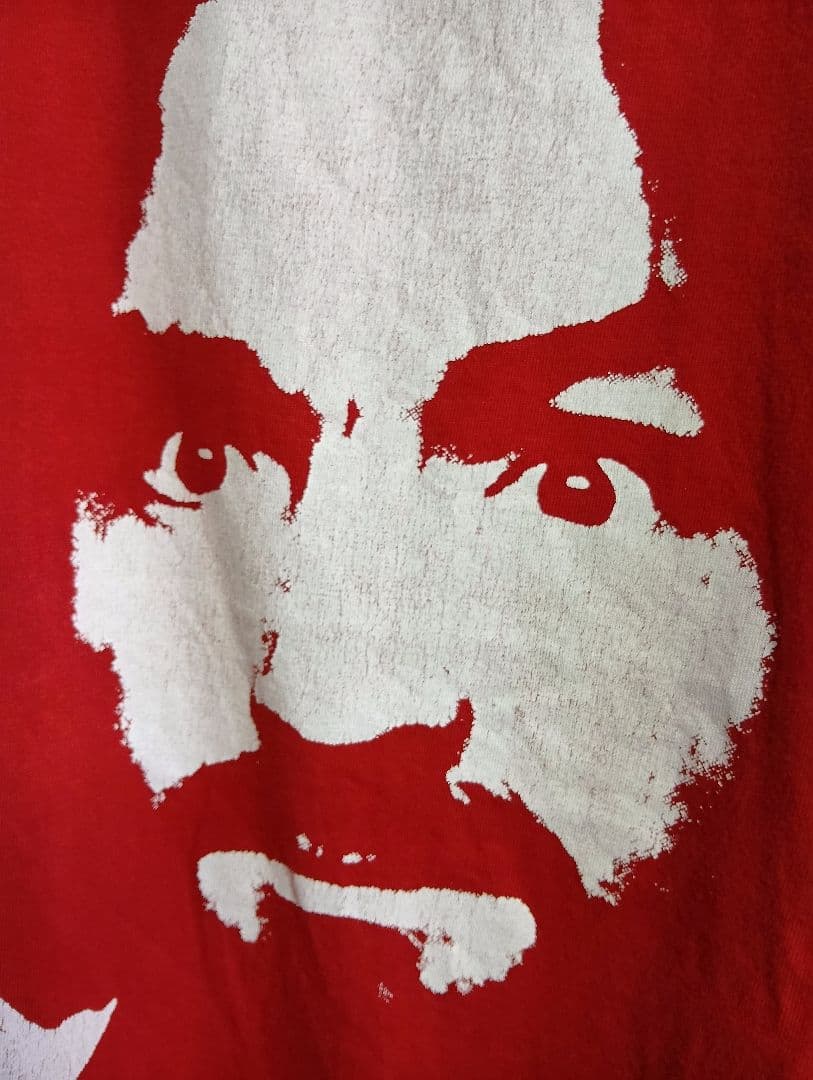 チャールズマンソンTシャツ